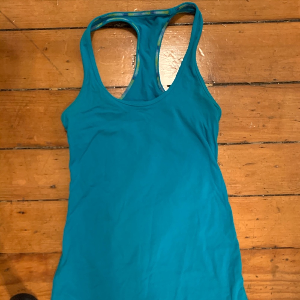 Lululemon tank top